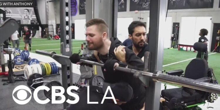 Walking With Anthony Helps Spinal Cord Injury Survivors – CBS News