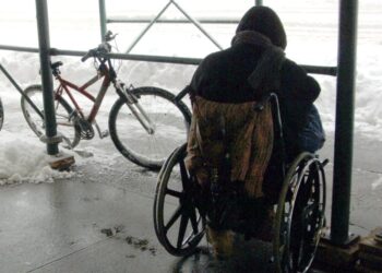 Spinal cord injuries linked to chronic health problems later in life